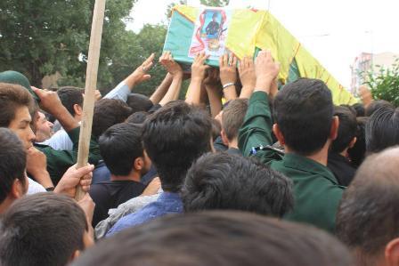 پیکر پاک شهید مدافع حرم در دلیجان تشییع شد