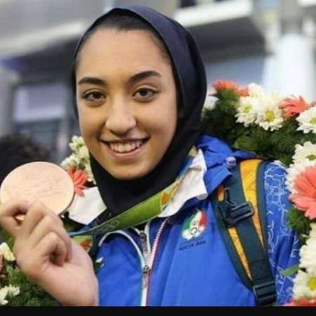 تبریک وزیر ورزش و جوانان به کیمیا علیزاده
