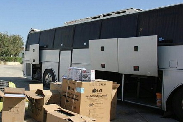 اتوبوس حامل یک میلیارد ریال کالای قاچاق در چایپاره توقیف شد