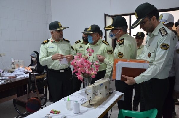 افتتاح کارگاه تولید ماسک در ستاد فرماندهی انتظامی هرمزگان