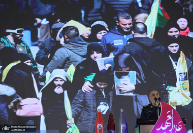 فرمانده کل سپاه: سیدحسن نصرالله محصول زنده عاشورا بود/ تاریخ هرگز داستان‌های شگفت انگیر سید حسن را فراموش نمی‌کند/ حزب الله معادله غزه را تغییر داد/ حزب الله جرثومه‌های فساد را از لبنان بیرون می‌کند