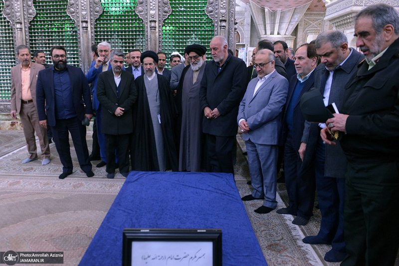 تجدید میثاق استاندار، فرمانداران، مدیران و ائمه جمعه تهران با آرمان های حضرت امام خمینی (س)