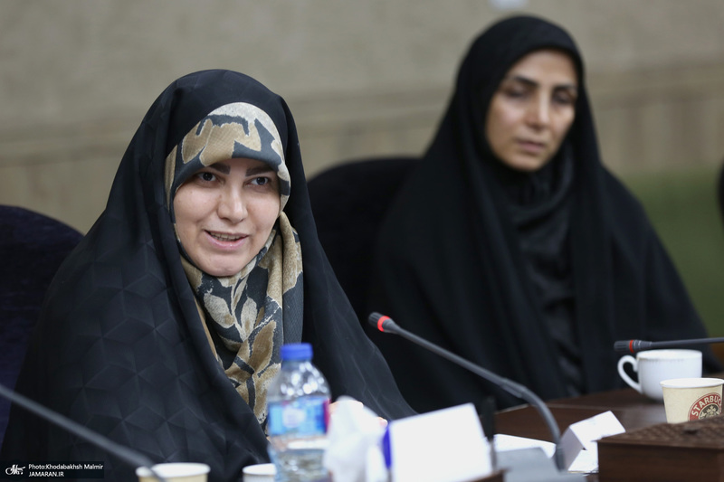 اولین نشست : زن در اندیشه دینی فلسفی امام خمینی (س)