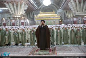 جشن تکلیف دانش آموزان دختر در حرم مطهر امام خمینی(س) 