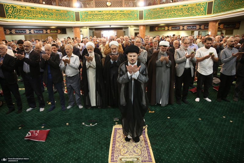 اقامه نماز عید سعید فطر در حسینیه شماره 2 جماران