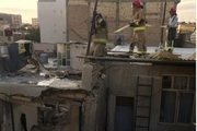 یک واحد مسکونی در باقرشهر در آتش سوخت