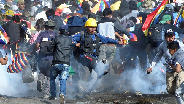 کشته شدگان اعتراض ها در بولیوی به 23 تن افزایش یافت+تصاویر
