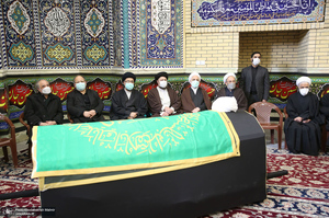 مراسم تشییع پیکر آیت الله ری شهری (ره) از حسینیه کوثر (س)