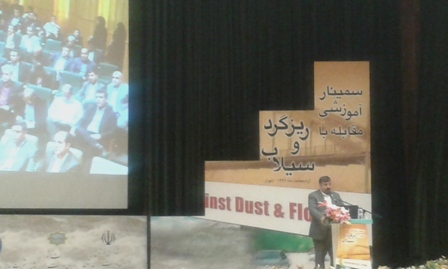 مدیرکل بحران خوزستان: ریزگردها سالانه پنج هزار نفر را در خوزستان بیمار می کند