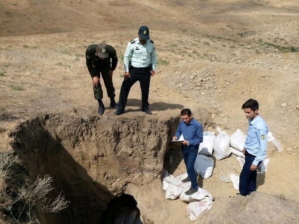 ۹ حفار یک محوطه تاریخی در سرخس دستگیر شدند