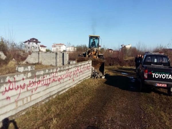 اجرای 16 فقره حکم تخریب بنای غیر مجاز در اراضی کشاورزی چالوس