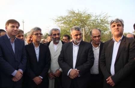 طرح 2400هکتاری اصلاح شیوه آبیاری نخیلات سعدآباد بوشهر آغاز شد