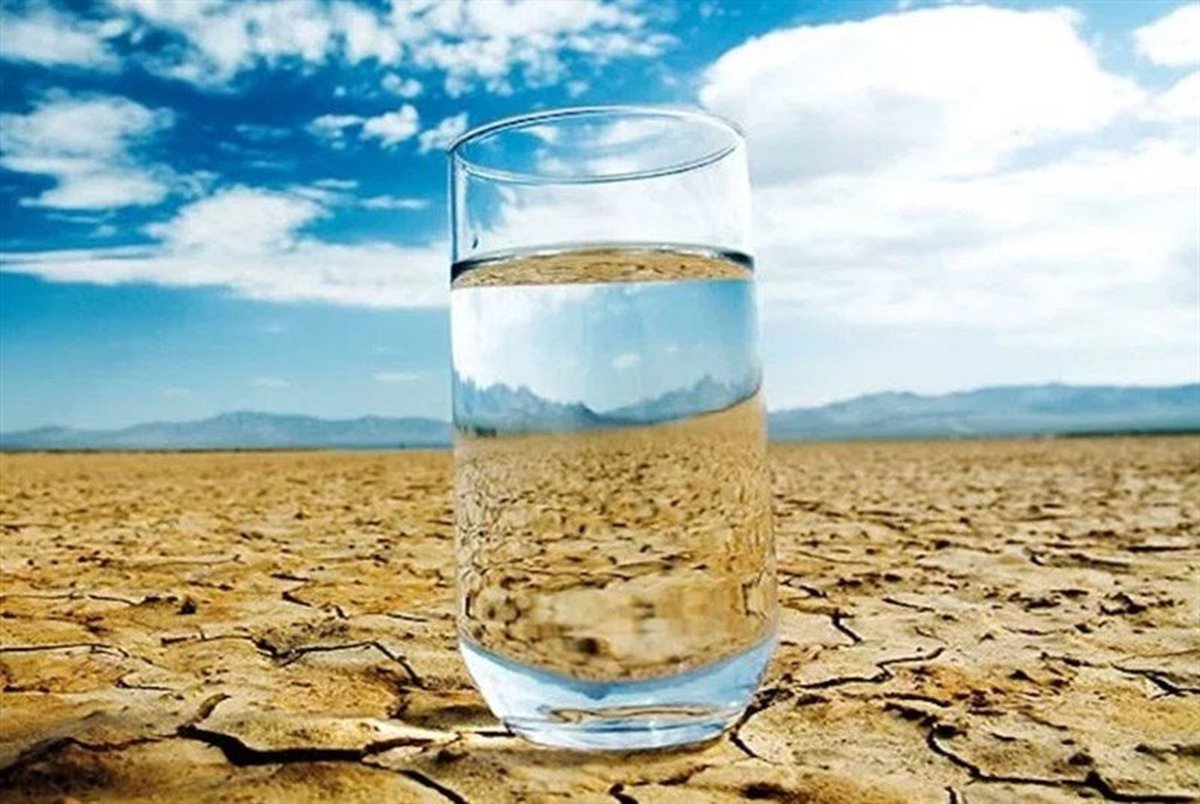 چرا افراد مسن باید زیاد آب بنوشند؟