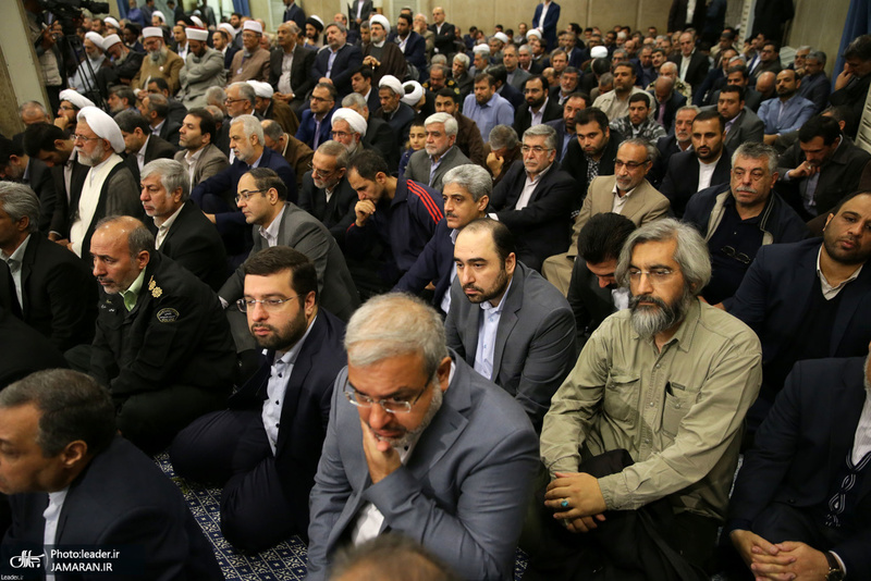 دیدار مسئولان نظام و میهمانان کنفرانس وحدت اسلامى‌ با رهبر معظم انقلاب