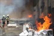 انبار ابر و اسفنج در جنوب تهران طعمه آتش شد