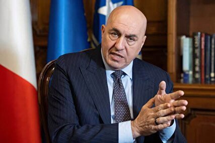 وزیر دفاع ایتالیا با اشاره به احتمال تحریم اسرائیل: می‌خواهیم مردم اسرائیل را از دولت بی عقلش نجات دهیم 