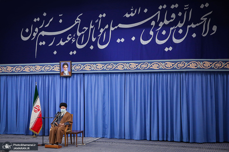 دیدار اعضای ستاد برگزاری کنگره ملّی بزرگداشت چهار هزار شهید استان یزد با رهبر معظم انقلاب