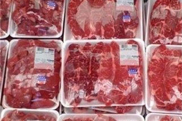 1650 تن انواع گوشت در بازار چهارمحال و بختیاری توزیع شد