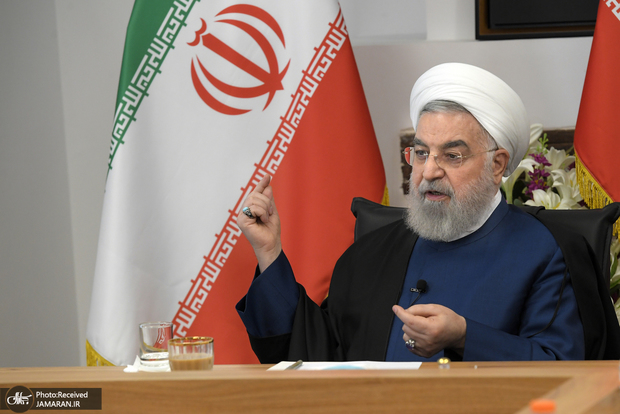 بازنشر مواضع حسن روحانی در مورد جمهوریت در سایت رسمی وی: می ترسم یک روزی کلمه جمهوریت باز جرم شود/ بزرگترین خطر برای دمکراسی و حاکمیت ملی آن روزی است که انتخابات تشریفاتی شود