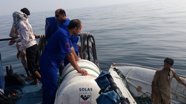 نجات سرنشینان قایق بعد از 10 ساعت سرگردانی در سواحل مکران