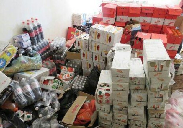 350 کیلوگرم مواد غذایی فاسد در فسا جمع آوری شد
