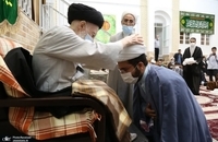 عمامه گذاری جمعی از طلاب به دست آیت‌الله‌العظمی شبیری زنجانی (4)
