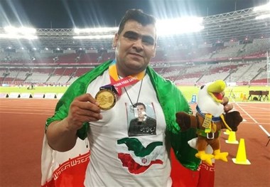 محمدیان: اگر وزیر ورزش ۶ ماه حقوق نگیرد، ما هم از پاداش‌مان می‌گذریم
