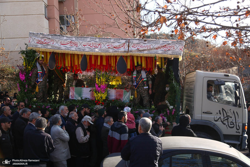 تشییع پیکر شهدای مدافع حرم در شهرک شهید محلاتی