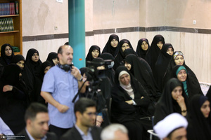 مراسم روز بزرگداشت معلم در حسینیه جماران