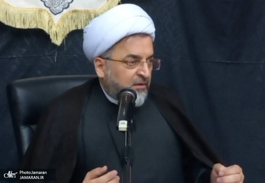 عزت و عظمت دفاع نیروهای مسلح و حضور خیابانی مردم و تدبیر دولت را قدر بدانیم