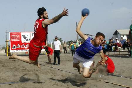 ورزشکار بوشهری به اردوی تیم ملی هندبال ساحلی دعوت شد