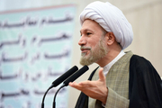 امام جمعه شیراز: رابطه ایران و چین براساس دستور قرآن، اما مذاکره با آمریکا، برخلاف دستور قرآن است
