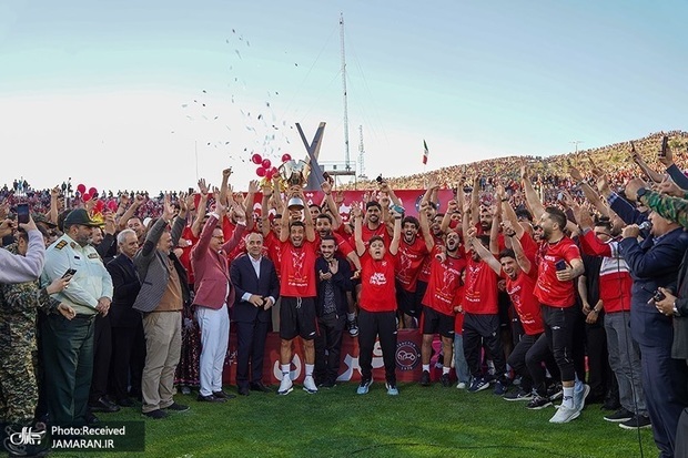 پاسخ تاج به یک شایعه عجیب، جام از تراکتور گرفته می شود؟!