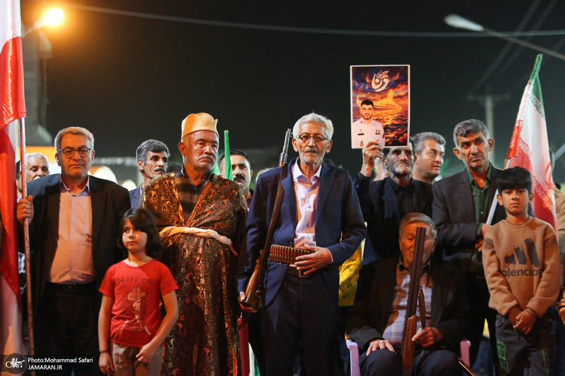 اجتماع عشایر فسا در حمایت از رزمندگان جبهه ی مقابله با دشمن آمریکایی - صهیونی