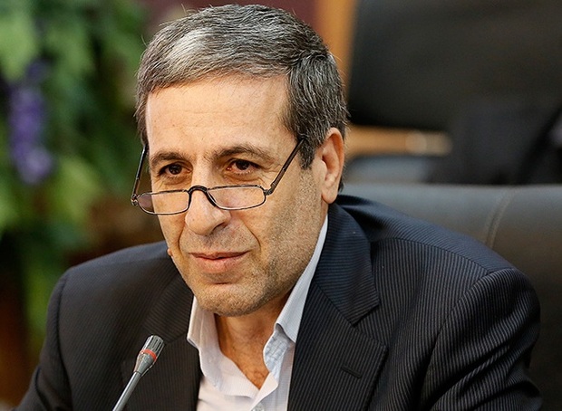 استاندار بوشهر:مطالبات دانشگاه علوم پزشکی از بیمه ها پیگیری می شود