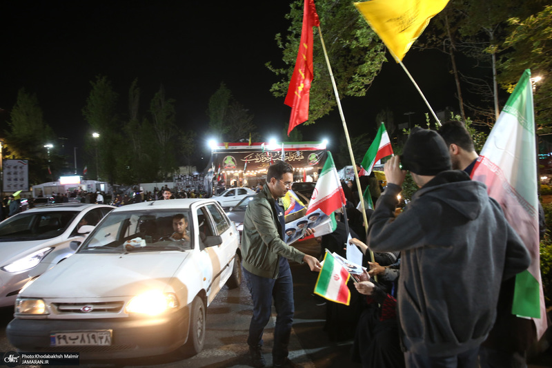 پنجاه و پنجمین شب اجتماع پر شور مردم در میدان تجریش