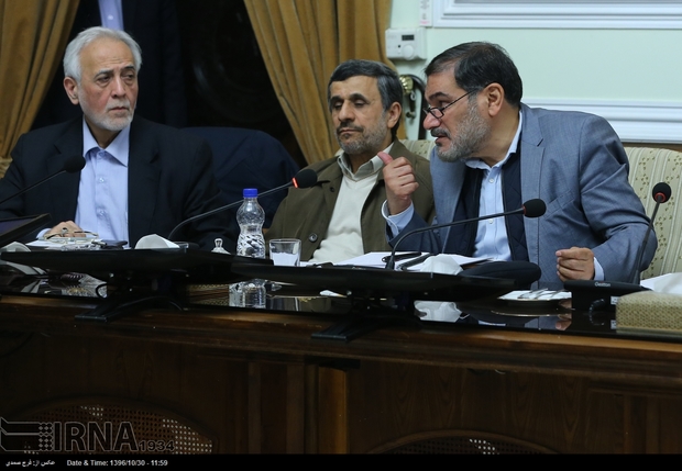 حضور احمدی نژاد در جلسه مجمع تشخیص مصلحت نظام + عکس