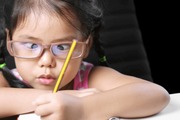 علائم هشدار دهنده مشکلات بینایی نوزادان و کودکان