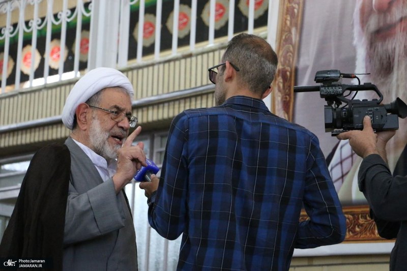 مراسم سی و هفتمین سالگرد بزرگداشت امام خمینی (س) در روستای خیارج استان قزوين