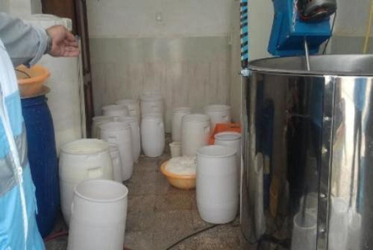  تولیدکننده شیر تقلبی در کرج به 5 سال حبس محکوم شد
