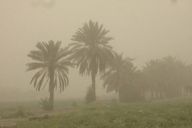 کرمان، استانی ایستاده در غبار