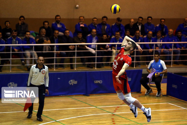 والیبالیست‌های مهابادی در راه باشگاه شهرداری ارومیه