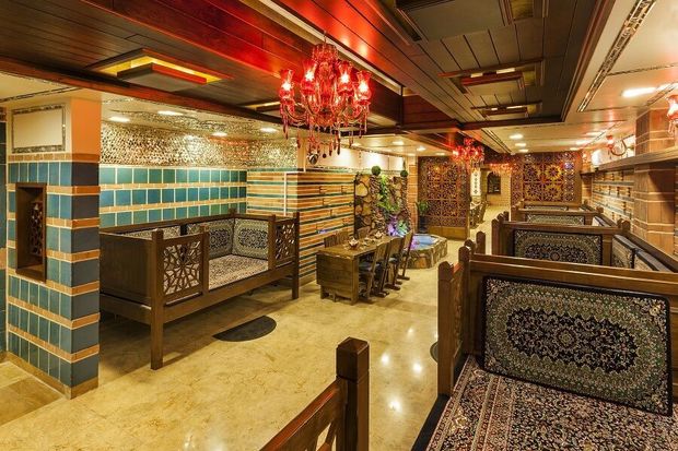 شورای شهر همدان با تبدیل بناهای تاریخی به سفره‌خانه‌های سنتی موافقت کرد
