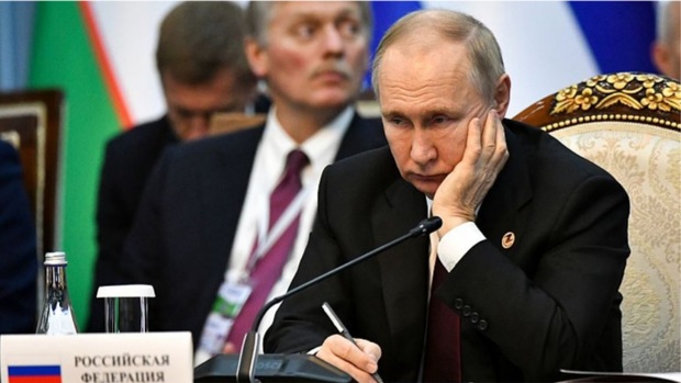 پوتین از بازی سرزنش روسیه  پس از حمله اوکراین اجتناب می کند