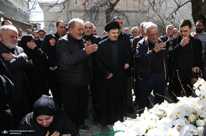 مراسم تشییع آیت الله سید مهدی امام جمارانی (ره) از حسنیه جماران