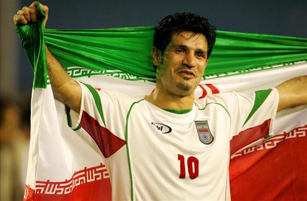 2 گل از گل‌های علی دایی کم شد!
