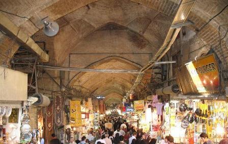 سرای رشتی ها در بازار تهران به دلیل نداشتن ایمنی پلمب شد