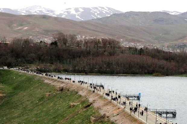 15 هزار گردشگر نوروزی از سد مهاباد بازدید کردند