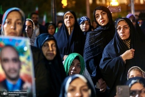 پنجاه و پنجمین شب اجتماع پر شور مردم در میدان منیریه