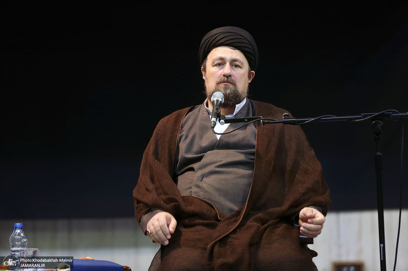 نشست صمیمانه دست اندر کاران و عوامل فیلم مستند «احمد» با سید حسن خمینی